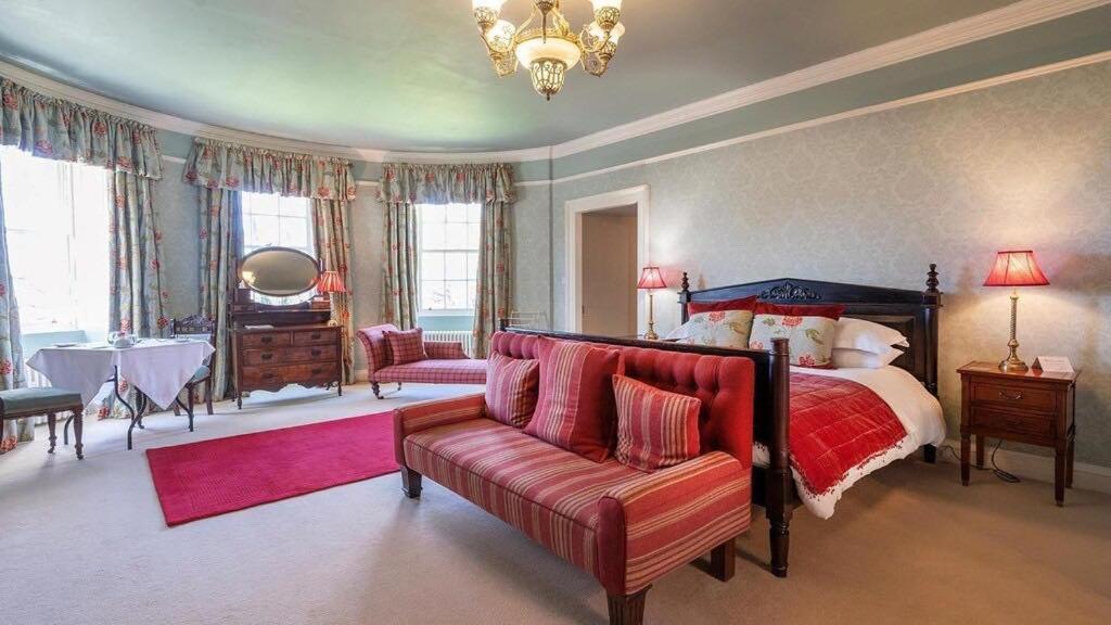 Durn House Hotel Портсой Екстериор снимка