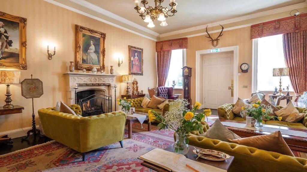Durn House Hotel Портсой Екстериор снимка